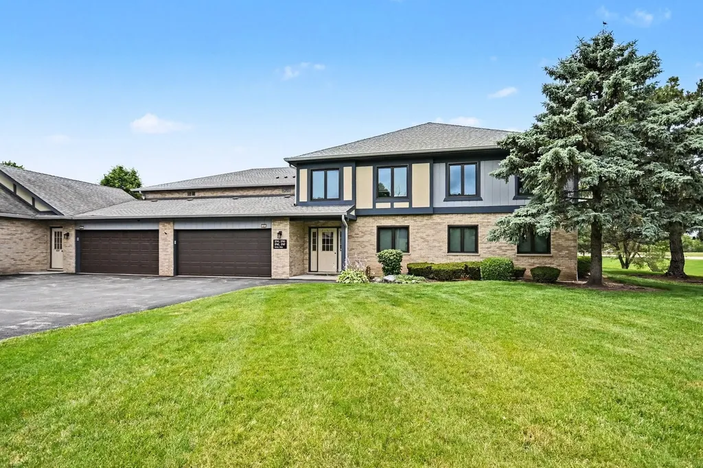 2743 Harbor Drive Joliet IL 60431