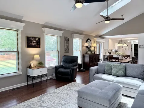 1102 Ravinia Court Shorewood IL 60404