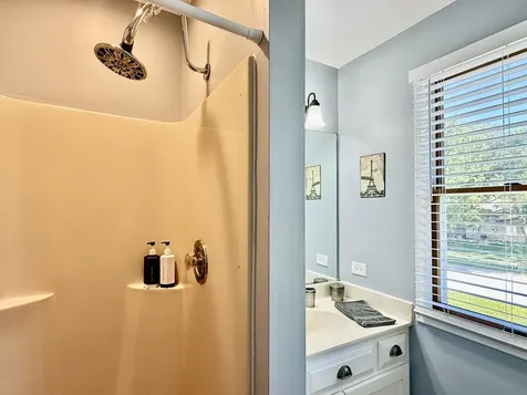 1102 Ravinia Court Shorewood IL 60404
