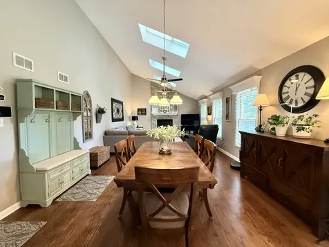 1102 Ravinia Court Shorewood IL 60404