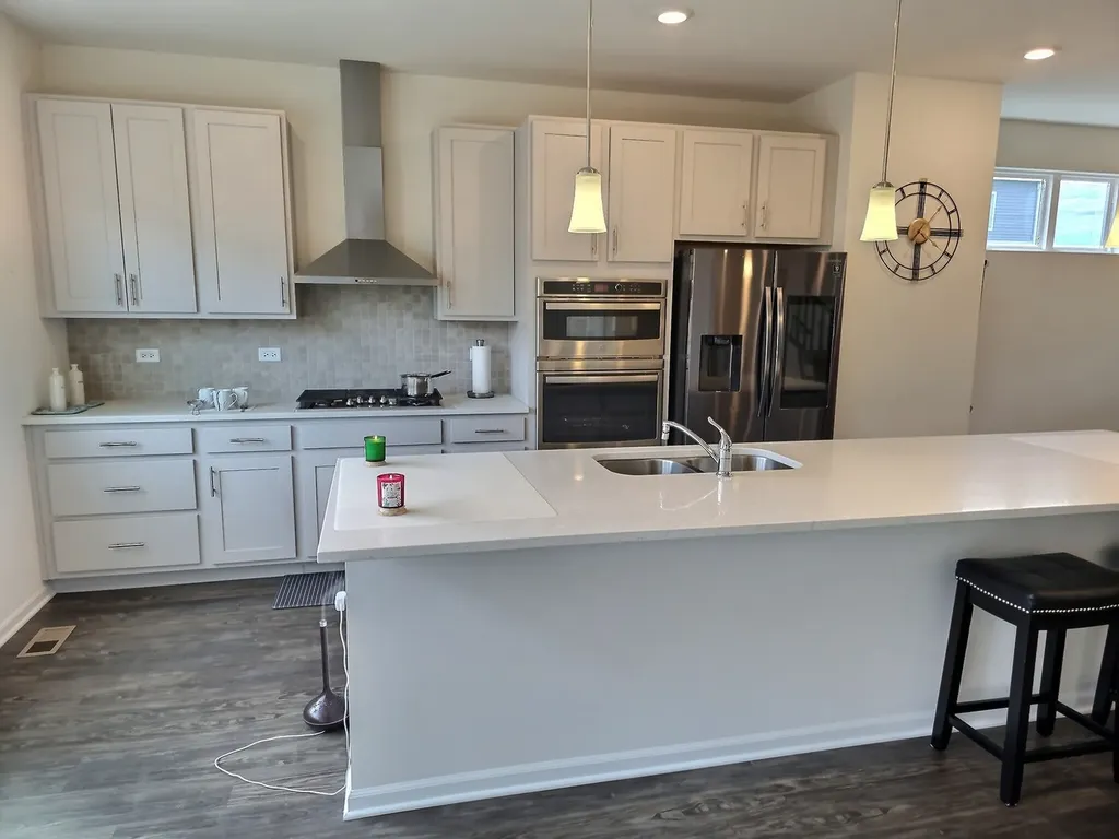 2722 Lily Lane Rolling Meadows IL 60008