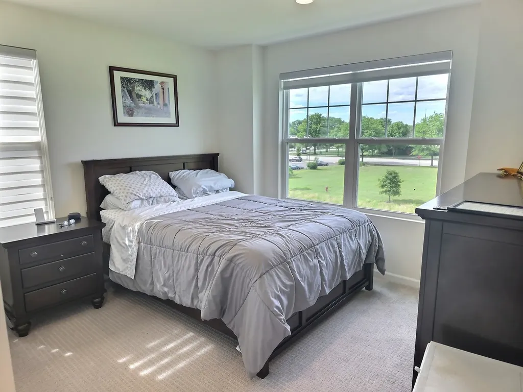 2722 Lily Lane Rolling Meadows IL 60008