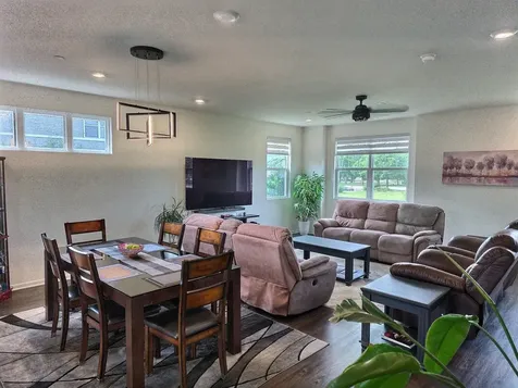 2722 Lily Lane Rolling Meadows IL 60008