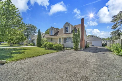 18843 West Deerpath Road Grayslake IL 60030