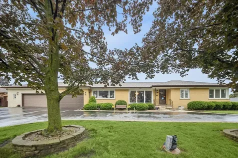 8231 West Berwyn Avenue Chicago IL 60656