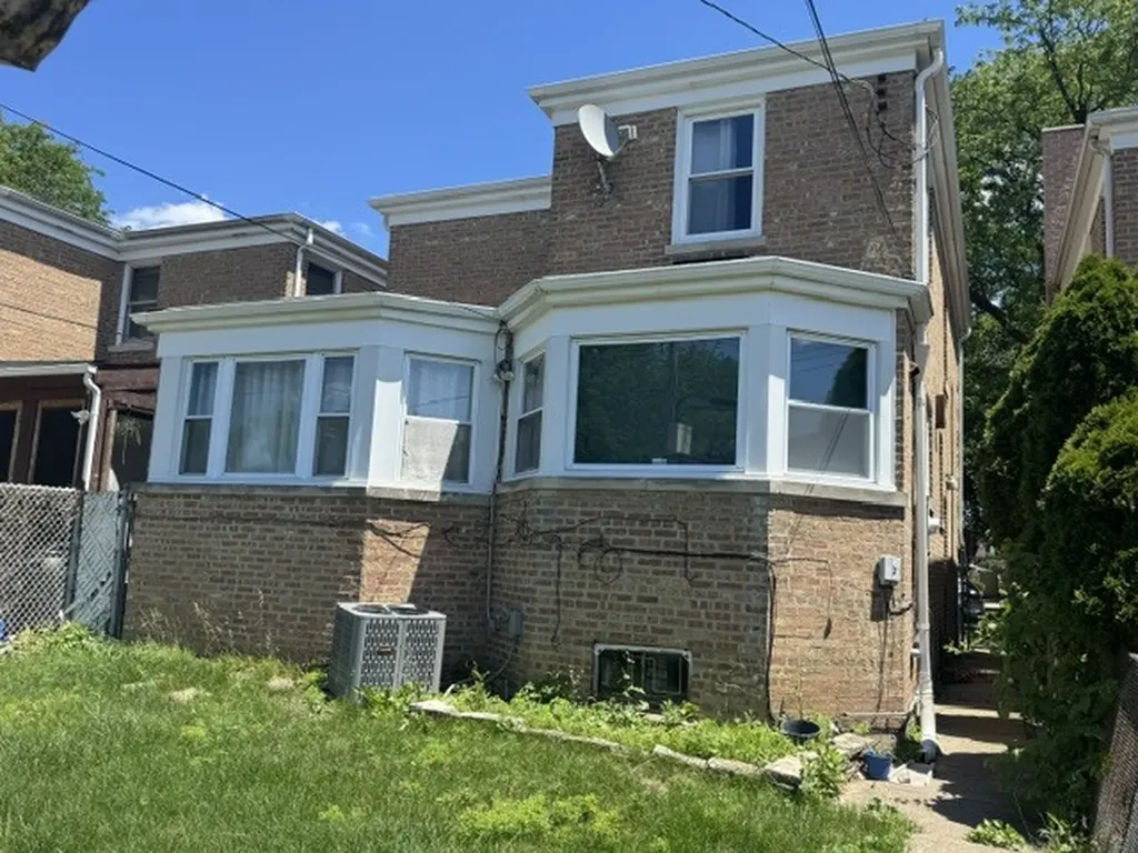 1754 North Nashville Avenue Chicago IL 60707