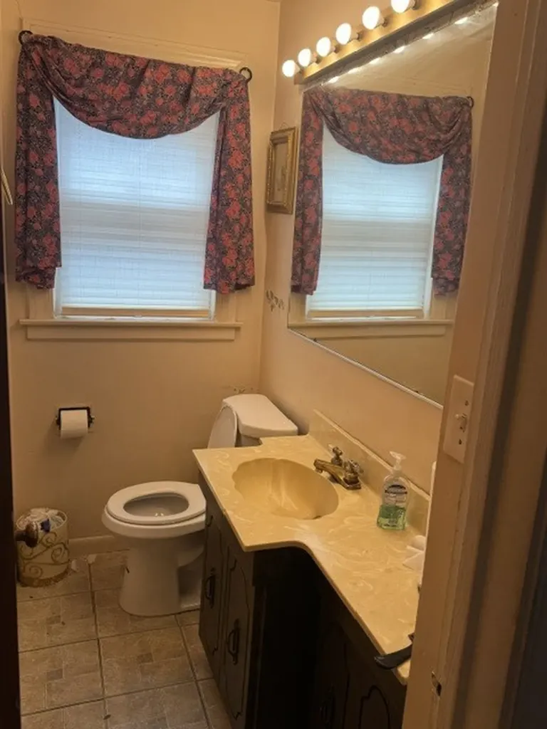 1754 North Nashville Avenue Chicago IL 60707