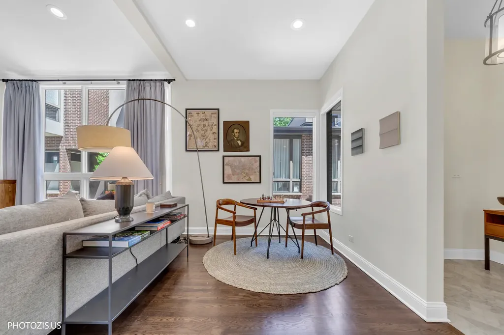 1757 North Paulina Street Chicago IL 60622
