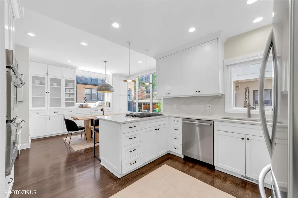 1757 North Paulina Street Chicago IL 60622