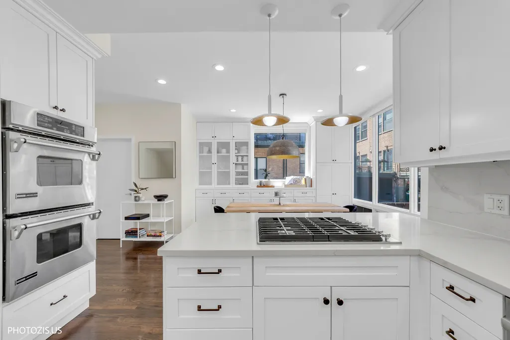 1757 North Paulina Street Chicago IL 60622