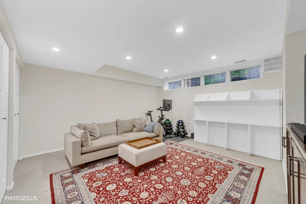 1757 North Paulina Street Chicago IL 60622
