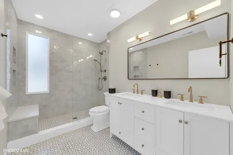 1757 North Paulina Street Chicago IL 60622
