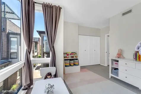 1757 North Paulina Street Chicago IL 60622