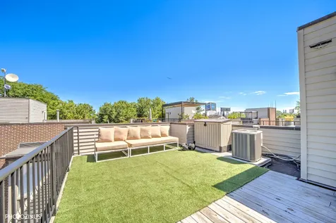 1757 North Paulina Street Chicago IL 60622