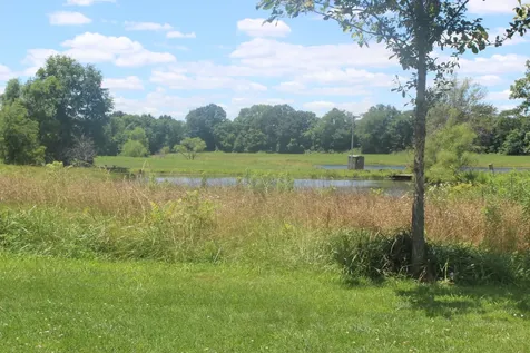 3042 Cannon Gardens Road Salem IL 62881