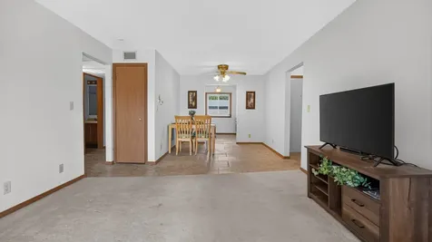 1010 Arlene Court Bloomington IL 61701