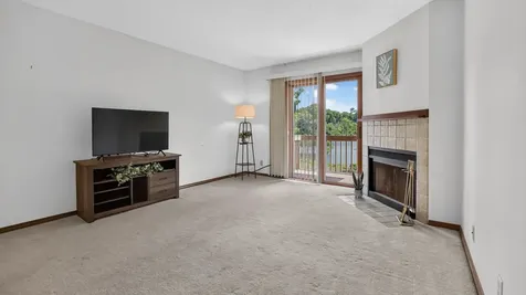 1010 Arlene Court Bloomington IL 61701