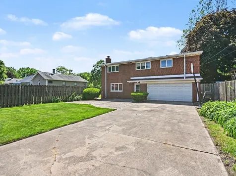 14107 South Mackinaw Avenue S Burnham IL 60633