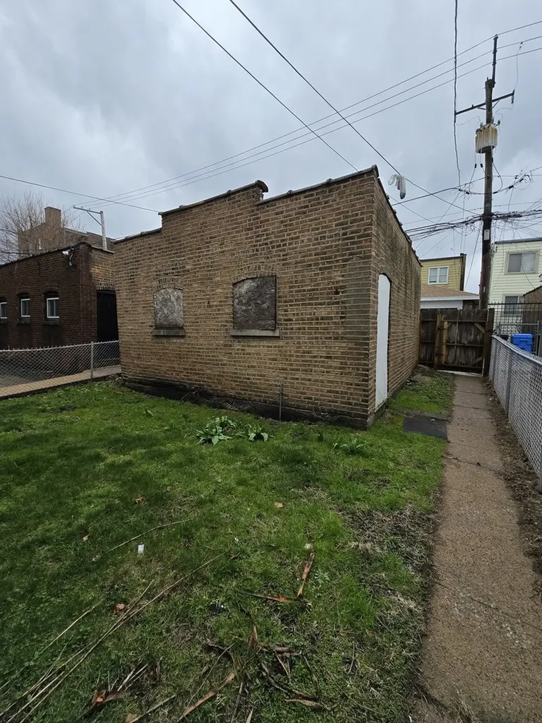 7938 South Langley Avenue Chicago IL 60619