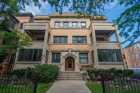 844 West Lakeside Place Chicago IL 60640