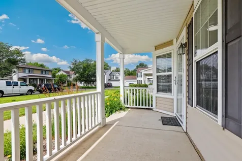 1613 Victoria Park Circle Aurora IL 60504