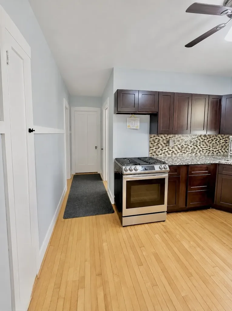 5445 West Melrose Street Chicago IL 60641