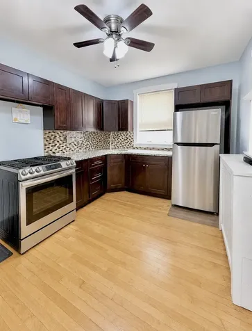 5445 West Melrose Street Chicago IL 60641