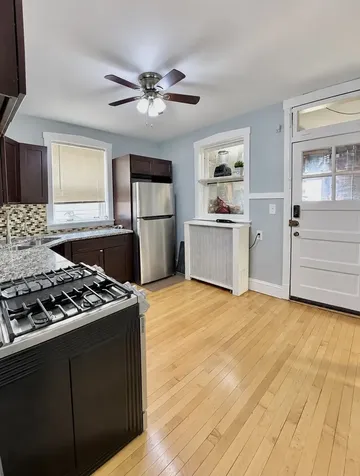 5445 West Melrose Street Chicago IL 60641