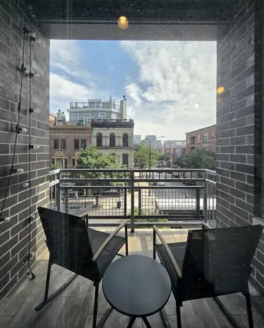 22 North Aberdeen Street Chicago IL 60607