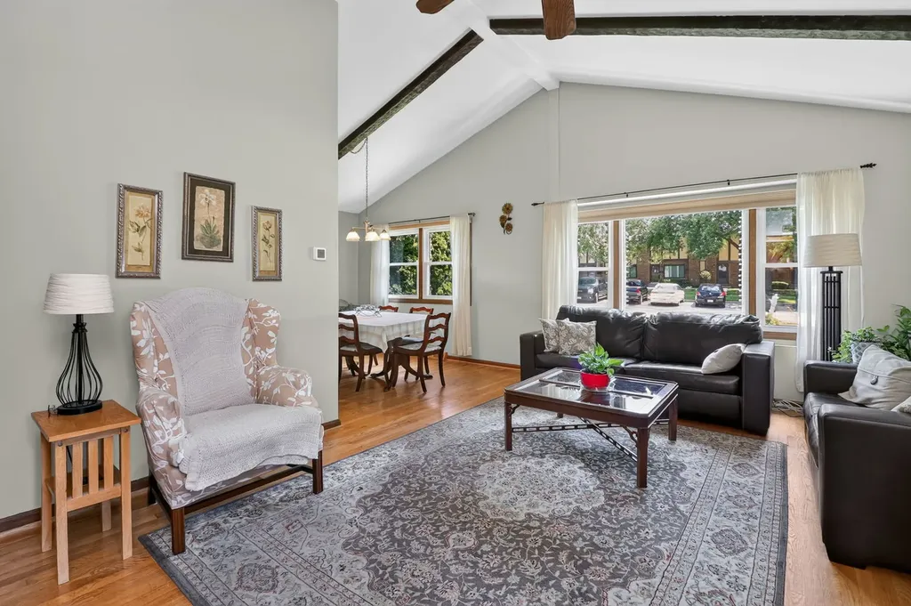 1S134 Michigan Avenue Lombard IL 60148