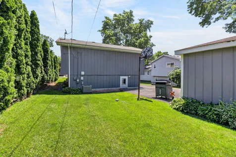1S134 Michigan Avenue Lombard IL 60148