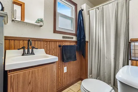 206 North Pine Street Momence IL 60954