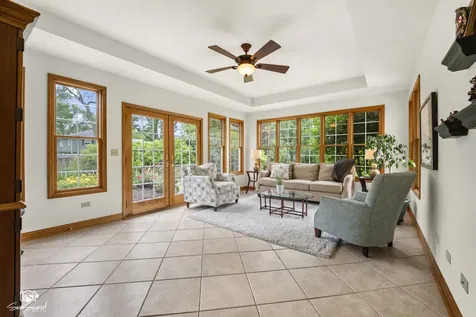 226 Meadow Wood Drive Joliet IL 60431