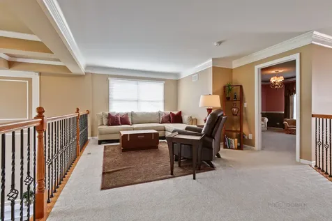 10 Eagle Ridge Drive Hawthorn Woods IL 60047