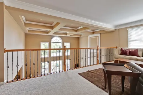 10 Eagle Ridge Drive Hawthorn Woods IL 60047