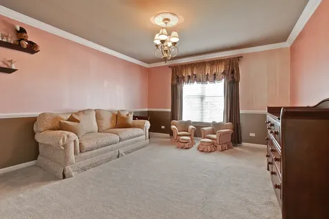 10 Eagle Ridge Drive Hawthorn Woods IL 60047