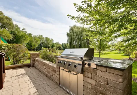 10 Eagle Ridge Drive Hawthorn Woods IL 60047