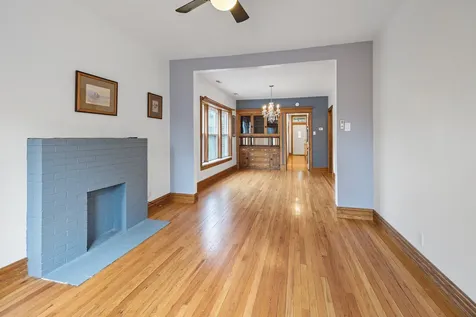 1648 North Saint Louis Avenue N Chicago IL 60647