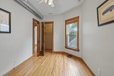 1648 North Saint Louis Avenue N Chicago IL 60647