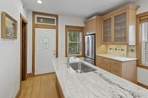 1648 North Saint Louis Avenue N Chicago IL 60647