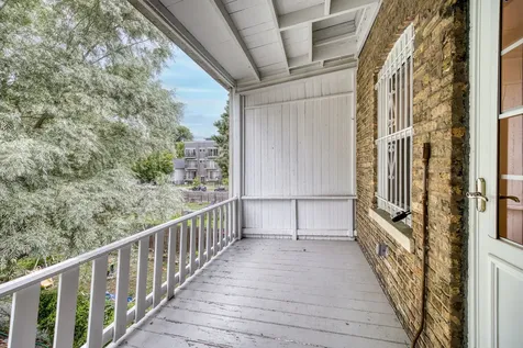 1648 North Saint Louis Avenue N Chicago IL 60647
