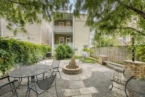 1648 North Saint Louis Avenue N Chicago IL 60647