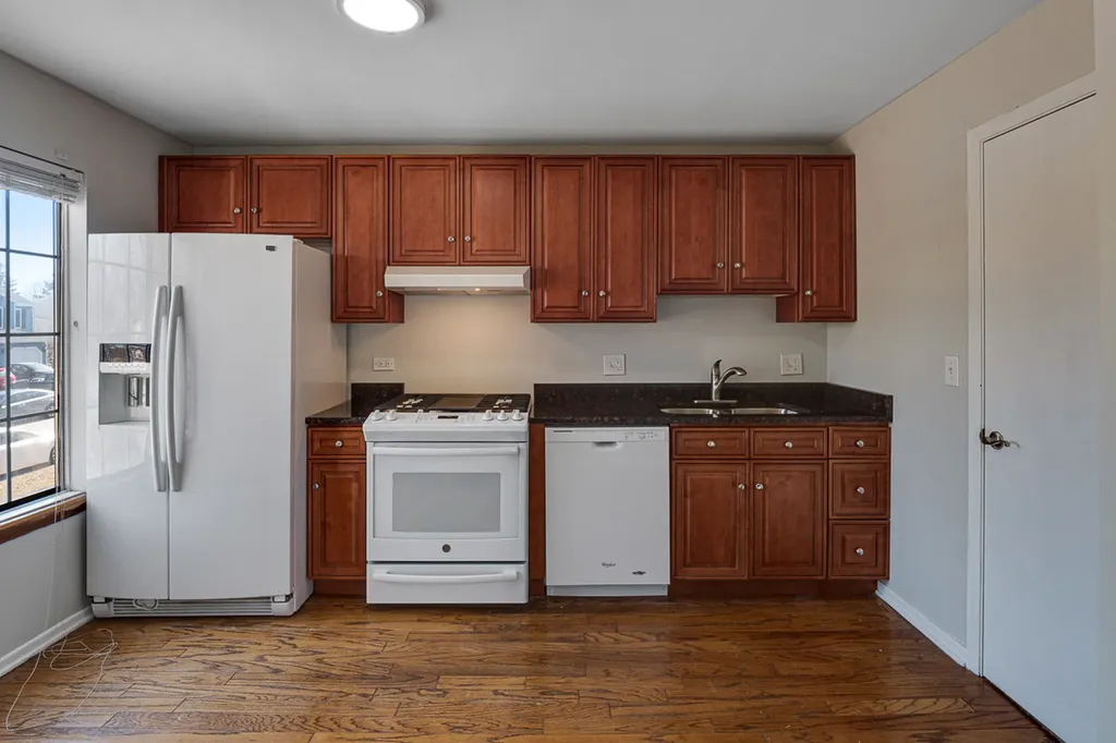 972 Mallard Circle Schaumburg IL 60193