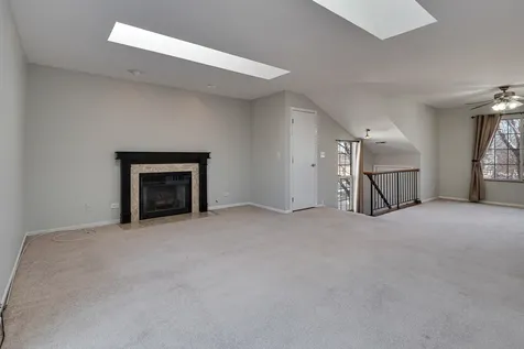 972 Mallard Circle Schaumburg IL 60193
