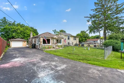 42329 North Elm Street Antioch IL 60002