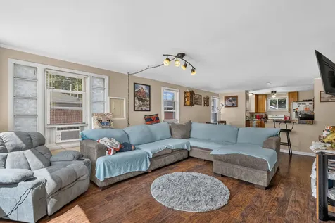 42329 North Elm Street Antioch IL 60002