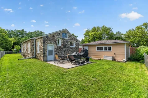 42329 North Elm Street Antioch IL 60002