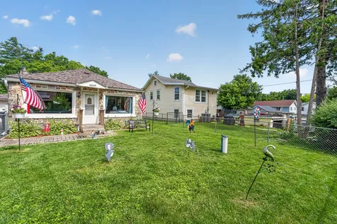 42329 North Elm Street Antioch IL 60002