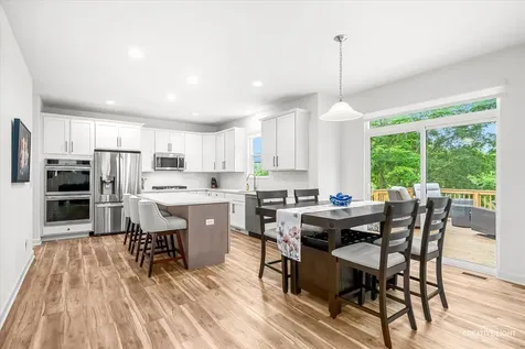 505 Timber Oak Lane Yorkville IL 60560