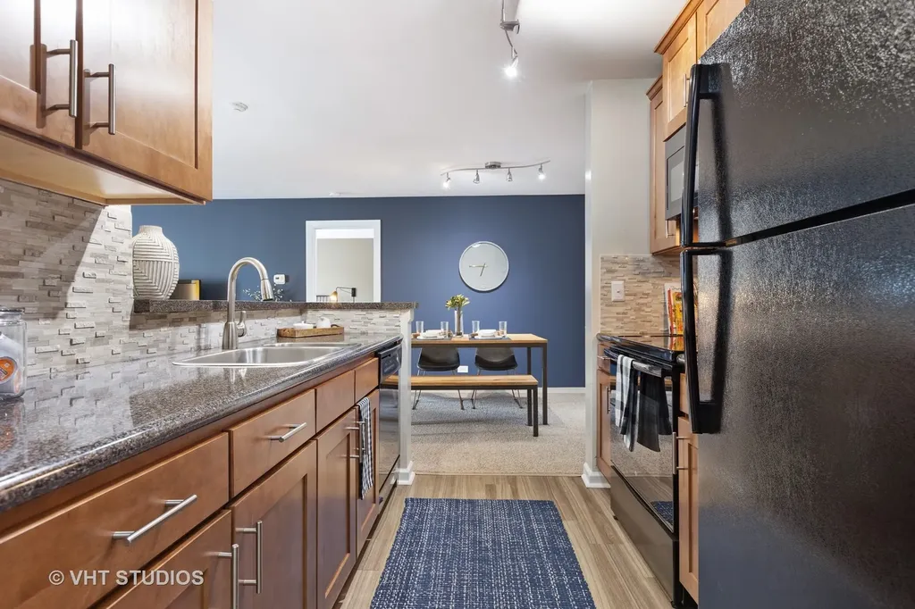 45 Kensington Circle Wheaton IL 60189